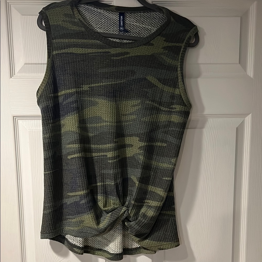 Camo Sleeveless Top